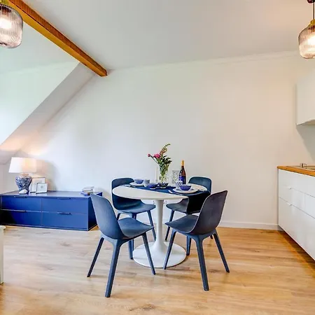 1 Bedroom Cozy In Domyslow